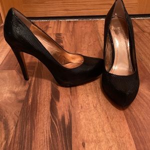 Shiny Snake Pattern Heels